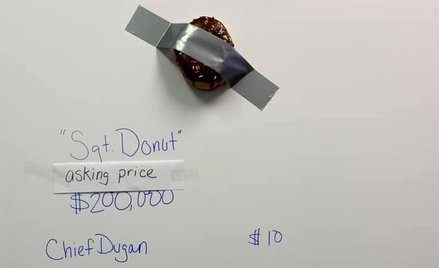 USA: Był banan za 120 tys. dol., jest pączek za 200 tys.