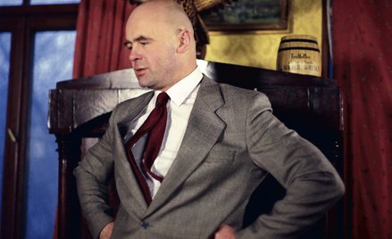 Stanisław Tym (1937–2024). Scenarzysta (m.in. „Miś”, „Rozmowy kontrolowane”, „Brunet wieczorową porą