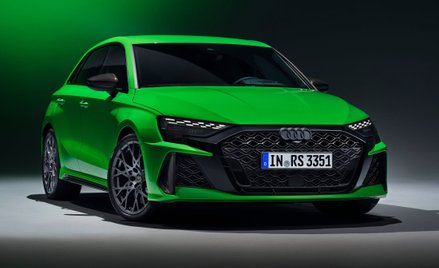 Audi RS3 ma nadal 5-cylindrowy silnik i osiąga tak jak wcześniej - 400 KM i 500 Nm