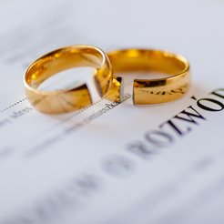 Katarzyna Wójcik: Nie podstawiajmy nogi przyszłym rozwodnikom