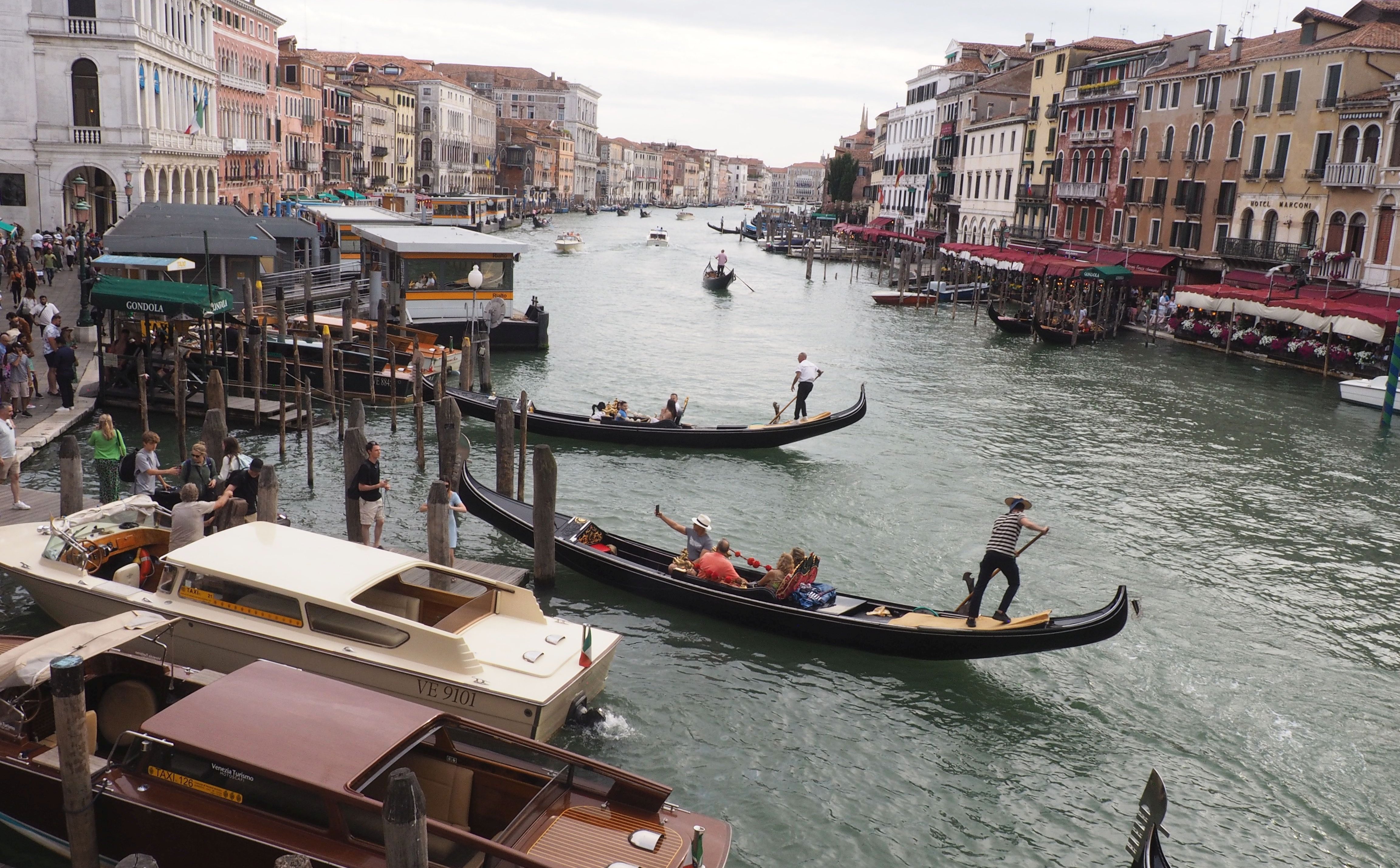 Wenecja wolna od opłat. „Koniec kolejnej fazy testowania walki z masową turystyką”