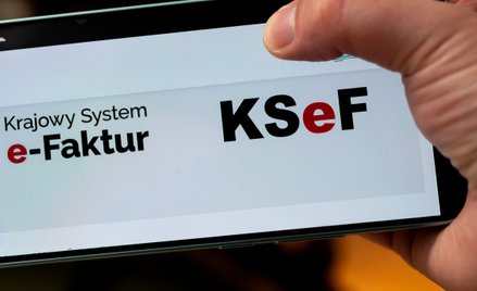 Faktury w KSeF od 1 lutego. Kto musi je wystawiać, kto odbierać?