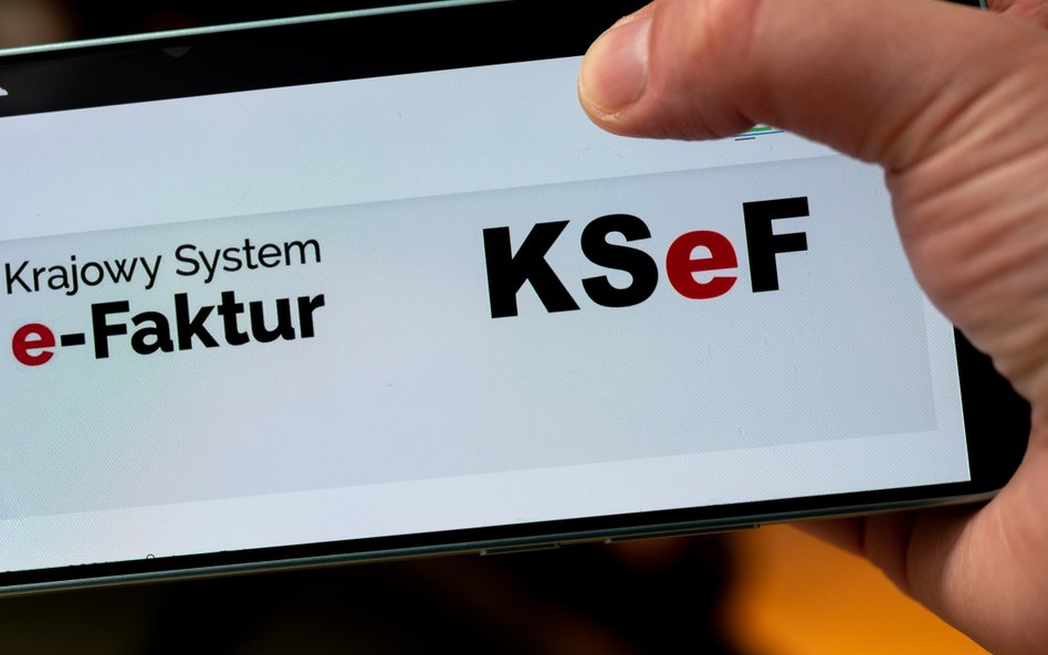 Największe firmy muszą wystawiać faktury w KSeF już od 1 lutego 2026 r., mniejsze od 1 kwietnia 2026