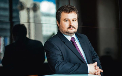 UOKiK, którego prezesem jest Marek Niechciał, bada, czy banki stosują w umowach niedozwolone klauzul