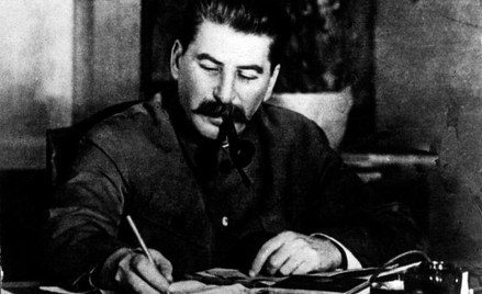 Józef Stalin był prawdopodobnie jedyną osobą w ZSRS, która dysponowała pełną wiedzą o Powstaniu Wars