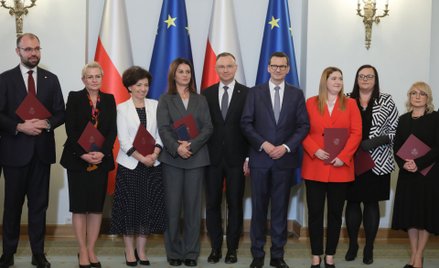 W nowym rządzie Mateusza Morawieckiego kobiety stanowią ponad połowę członków