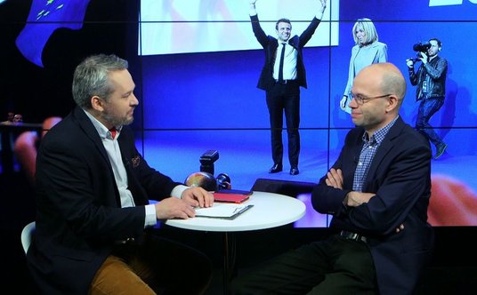 - Jest wiele spekulacji, kto pod koniec tygodnia zostanie mianowany przejściowym premierem - mówił J