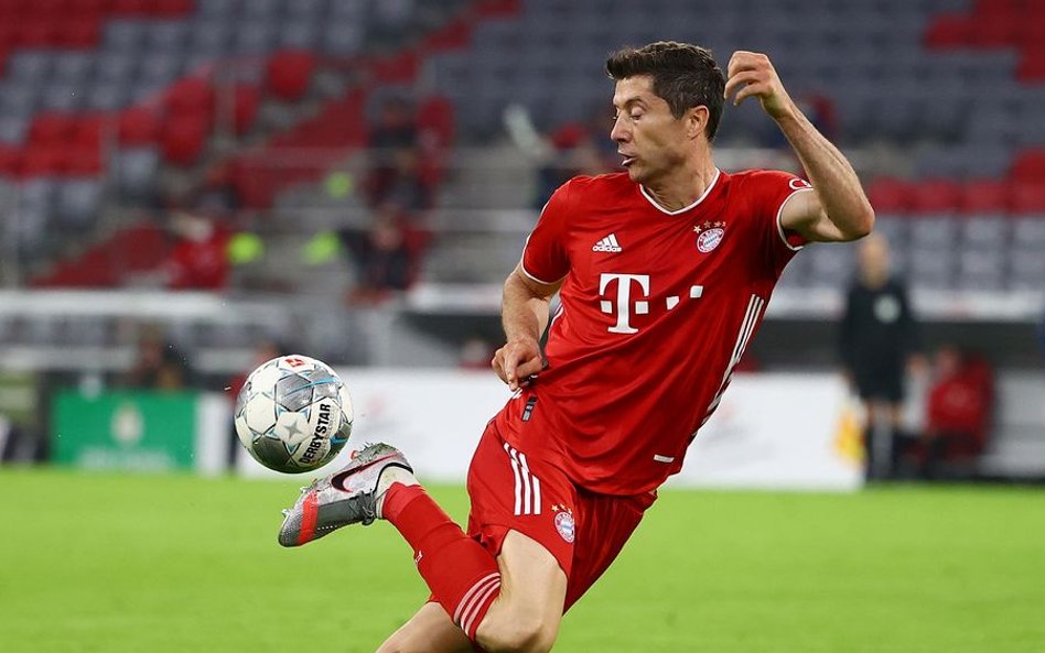 Puchar Niemiec: Bayern w finale, gol Lewandowskiego