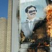 Saddam Husajn zwęglony in effigie: koniec chwały dyktatora.