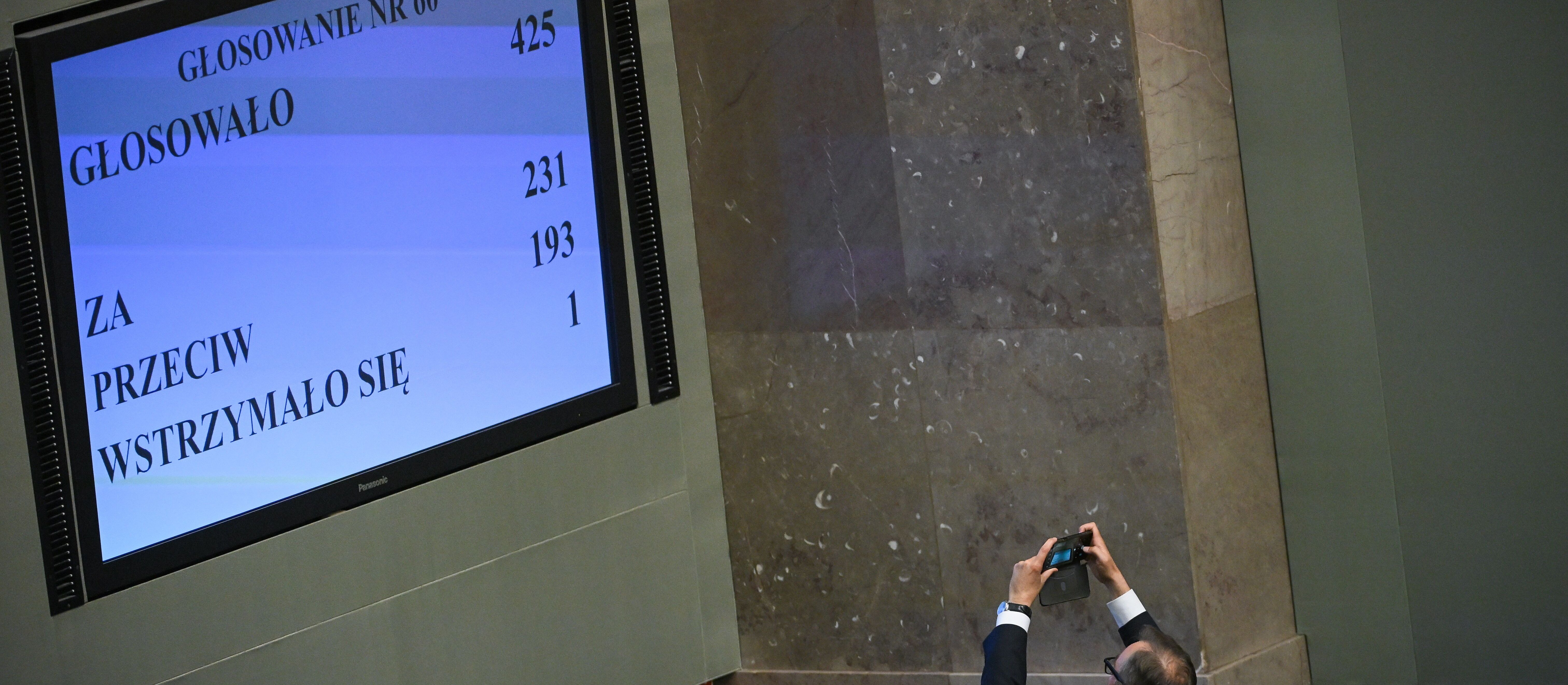 Prawo genialne i fatalne, czyli legislacyjne perły i buble 2025 roku