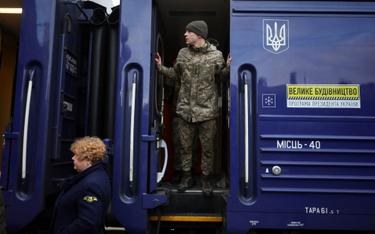 Żabka wysłała pociąg z darami na Ukrainę