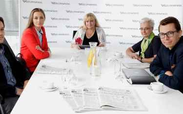 W debacie udział wzięli (od lewej): dr Mikołaj Lewicki, Agnieszka Kabała, Beata Olejnik-Widawska i T