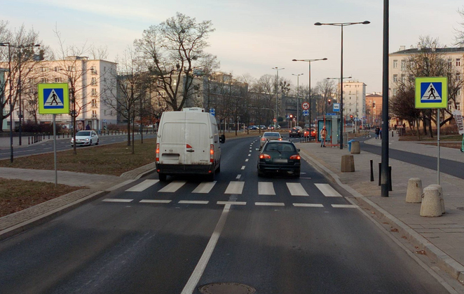 Inwestycja na ul. Leszno, w pobliżu przystanków autobusowych „Młynarska”, na wysokości numeru Leszno