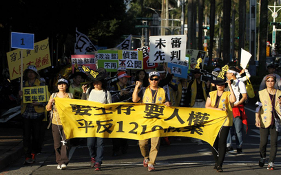 Francja zainspirowała Tajwańczyków. Żółte kamizelki w Tajpej