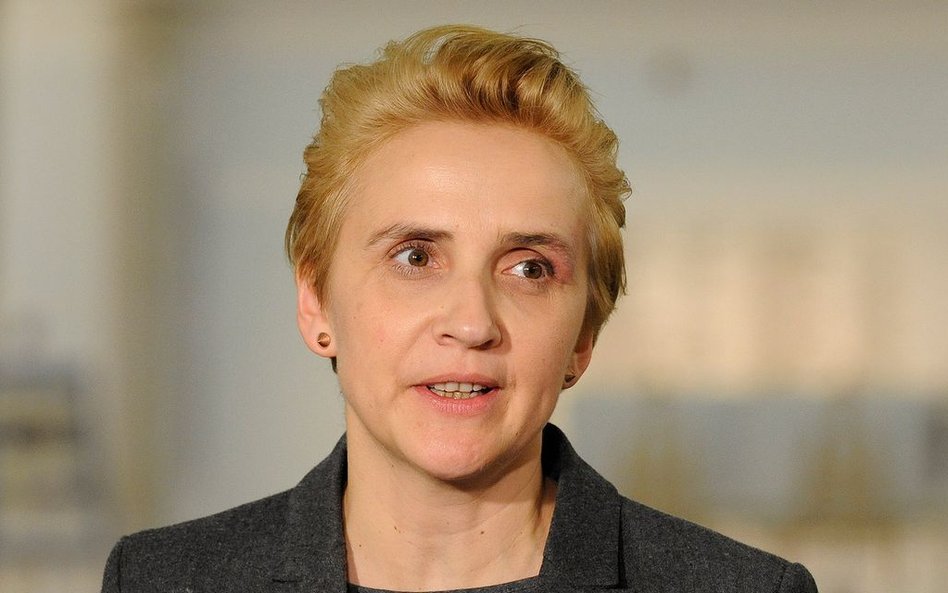 Posłanka Lewicy: Koronawirus jak prezent dla PiS