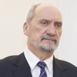 Macierewicz wzywa do rozliczenia „do końca” stanu wojennego
