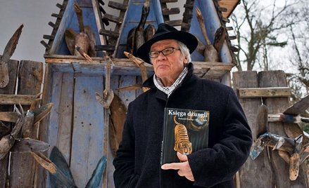 W otoczeniu Józefa Wilkonia zawsze były zwierzęta. Zarówno żywe, jak i rzeźbione. Te ostatnie towarz