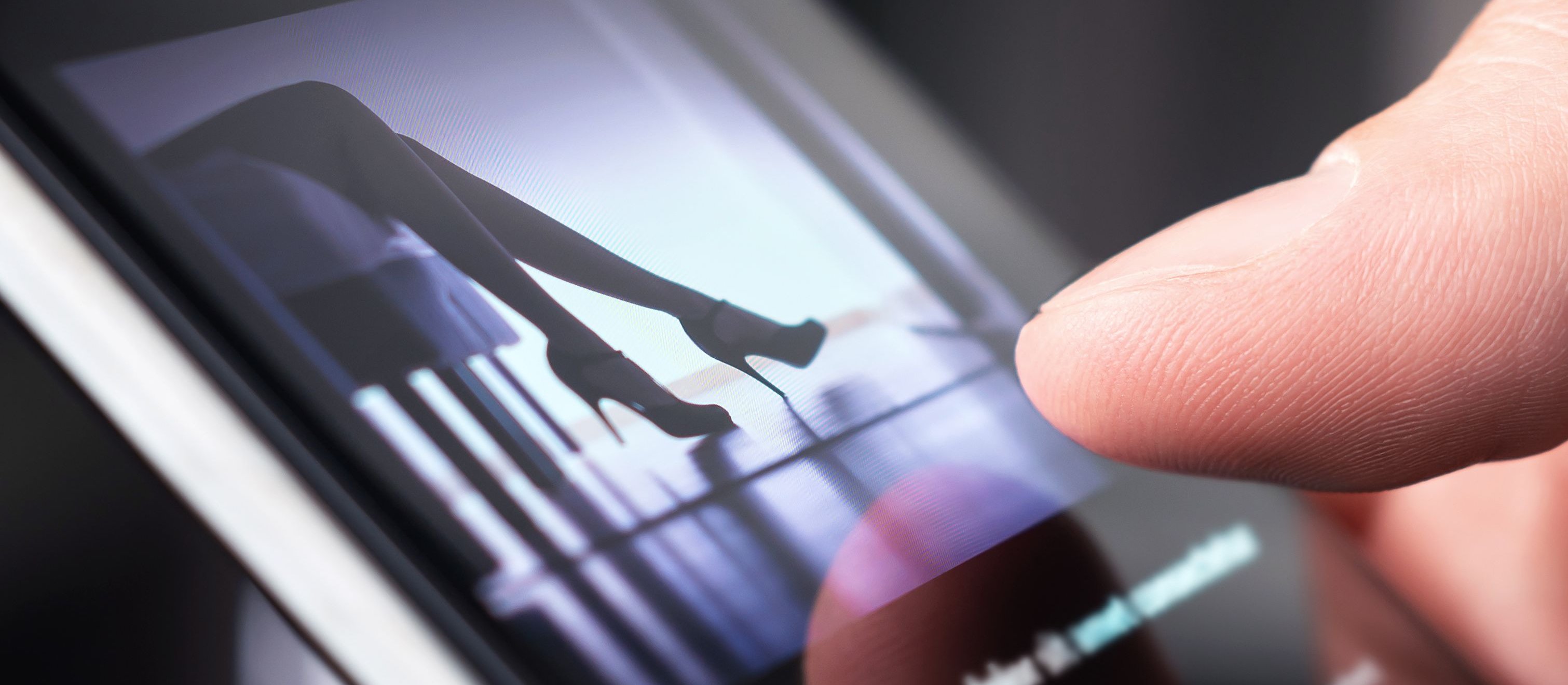 „Pokaż żonkę”. Jest doniesienie do prokuratury ws. publikacji zdjęć nagich Polek