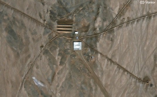 Zdjęcie satelitarne przedstawiające -  jak oceniają eksperci - prawdopodobnie platformę startową