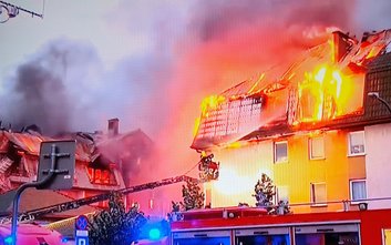 Pożar w Ząbkach rozprzestrzeniał się z ogromną prędkością