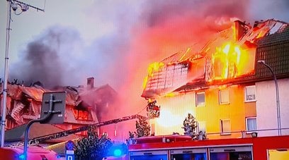 Pożar w Ząbkach rozprzestrzeniał się z ogromną prędkością