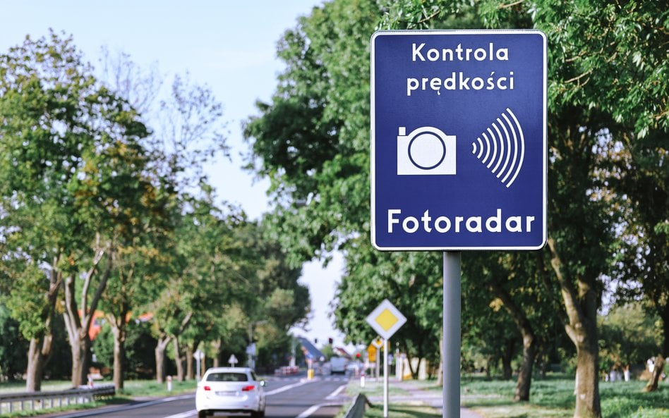 Analiza dokumentacji 701 urządzeń wykazała przerwy w ciągłości świadectw legalizacji w przypadku 107