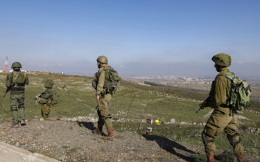 Izraelscy żołnierze w rejonie Wzgórz Golan