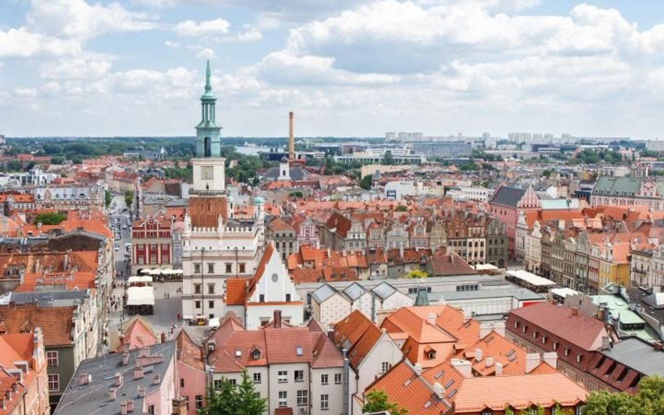 Miastem partnerskim Poznania jest chińskie Shenzen.