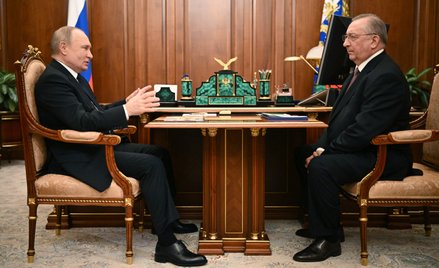 Władimir Putin nagrodził Nikołaja Tokariewa prezesa Tranieftu