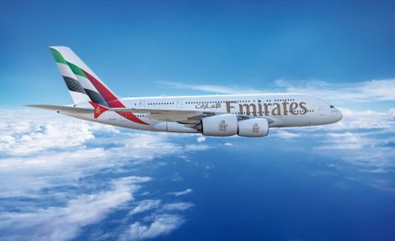 Aktualnie samoloty Emirates docierają do 137 miejsc w 72 krajach, realizująć 75 procent przepustowoś