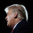 Donald Trump zakażony koronawirusem. Może w poniedziałek opuścić szpital