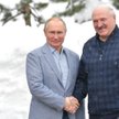 Putin spotkał się z Łukaszenką w Soczi i zaprosił na narty