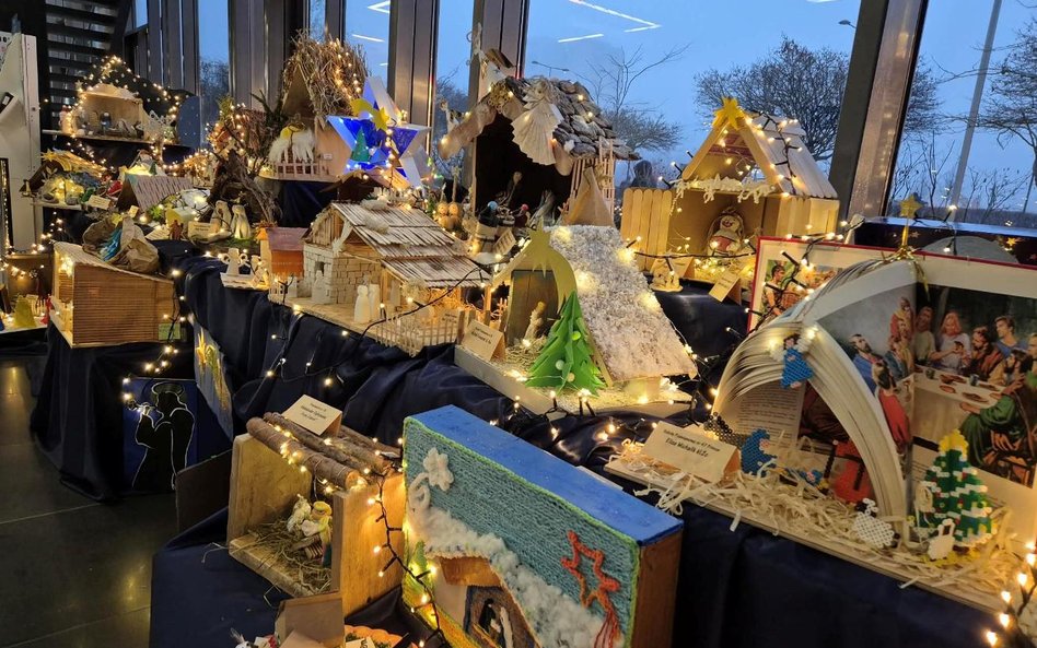 Twórczość młodych artystów wprowadza świąteczny nastrój