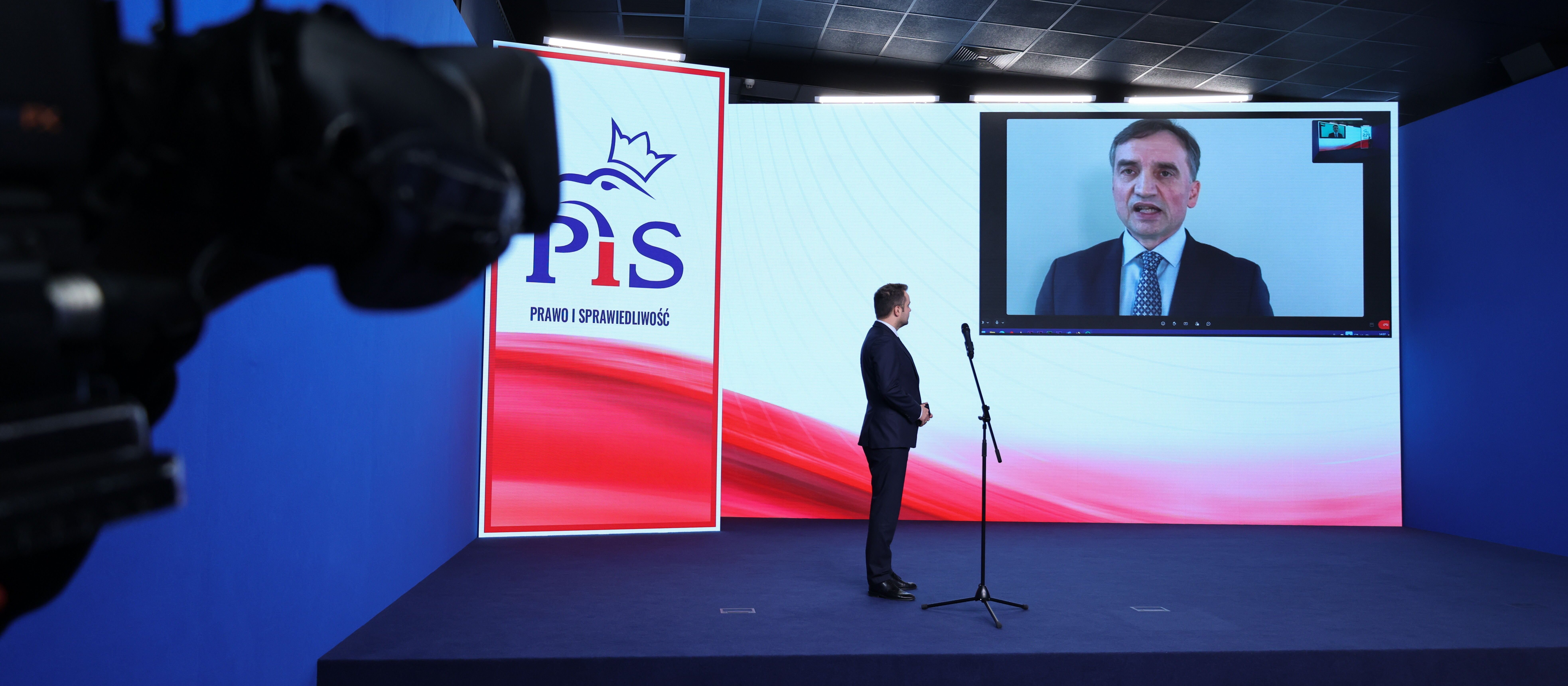 Konrad Szymański: Nad SAFE unosi się długi cień Zbigniewa Ziobry