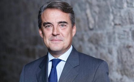 Alexandre de Juniac: Lotniska budujcie rozsądnie