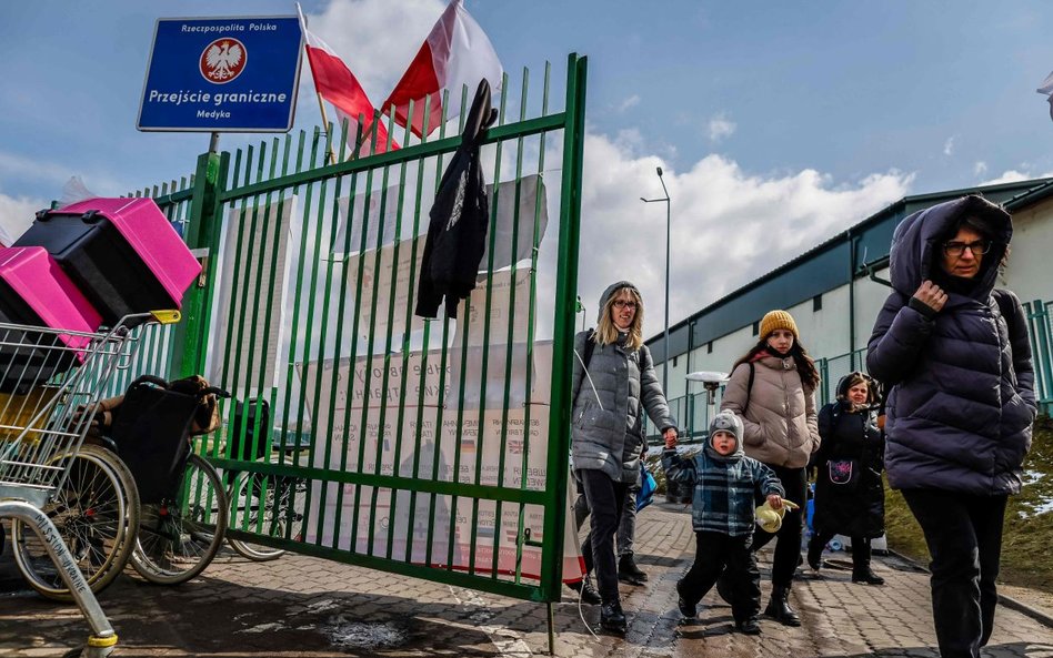 Ukraińcy i Białorusini chcą azylu nad Wisłą