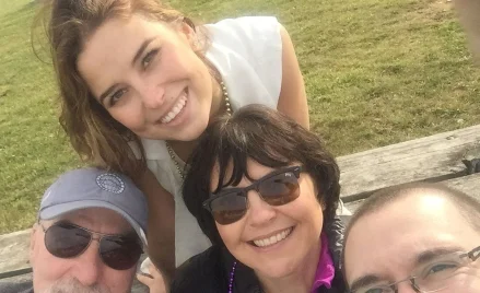 Ksenia Karelina wraz z rodzicami