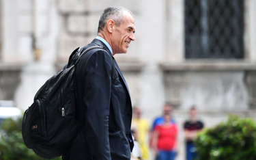 Włochy: Ekonomista z MFW kandydatem na tymczasowego premiera