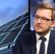 Derski: Rząd zmienia zdanie raz na miesiąc o farmach wiatrowych