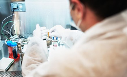 Koronawirus. 200 mln zł na badania