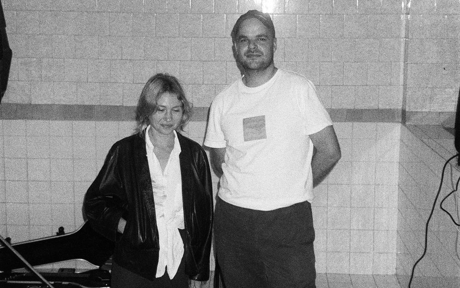 Katarzyna Dębska i Jerzy Mączyński w basenie SAUNY fot. Jan Gałosz