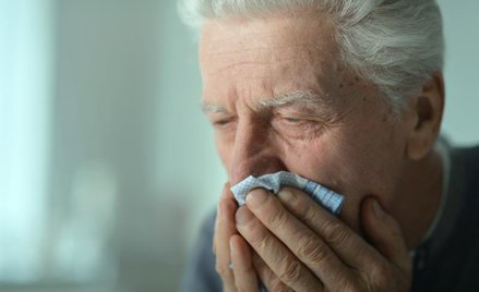 Koronawirus: ważne informacje dla seniorów