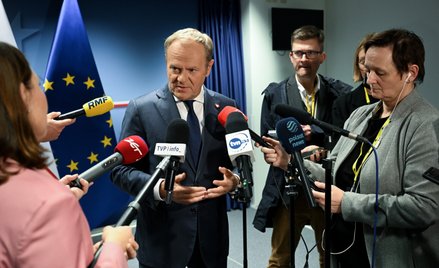 Konferencja prasowa w Brukseli, 23 bm. premiera RP Donalda Tuska (C) po zakończeniu posiedzenia Rady