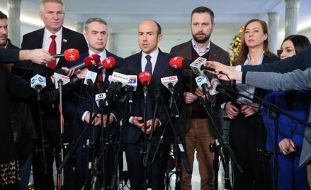 Przedstawiciele opozycyjnych kół i klubów po spotkaniu z premierem i marszałek Witek