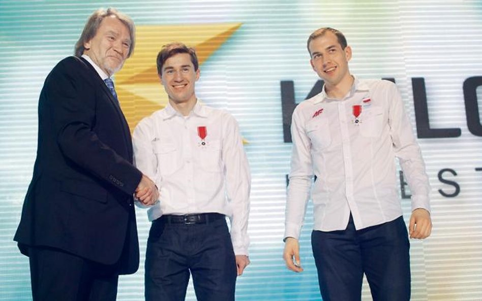 Jan Kulczyk ze złotymi medalistami z Soczi Kamilem Stochem i Zbigniewem Bródką.