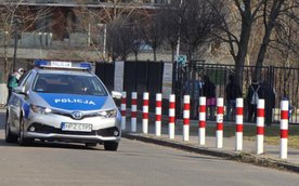 Ewakuacja dzieci z przedszkola nr 326 na Sadybie odbyła się pod nadzorem policji