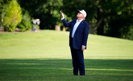 Prezydent Donald Trump przesunął termin na wypracowanie umów handlowych z USA na 1 sierpnia