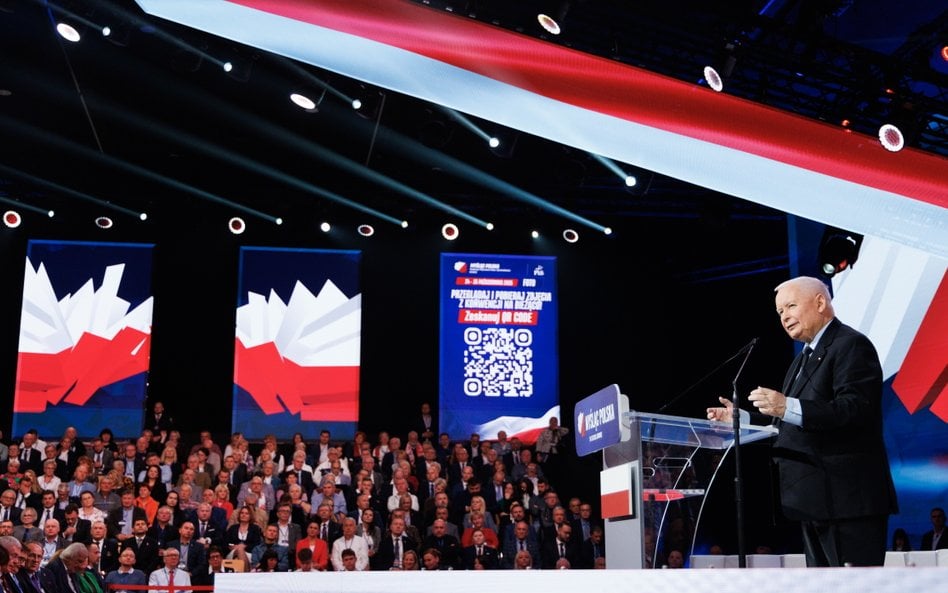 Prezes PiS Jarosław Kaczyński podczas wystąpienia na konwencji programowej Prawa i Sprawiedliwości w