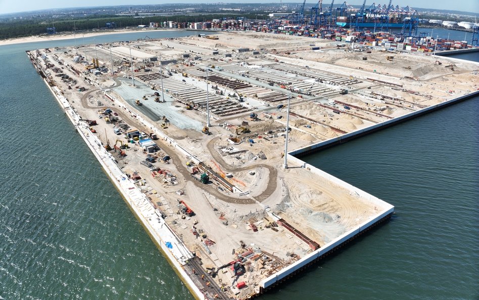 Trzeci terminal Baltic Hub już ma z górki