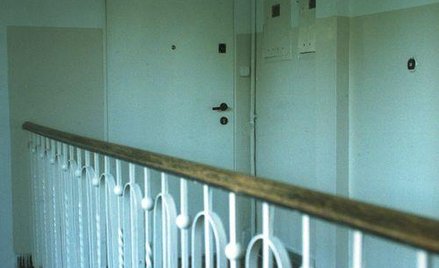 Czy mieszkanie może mieć łazienkę w korytarzu?